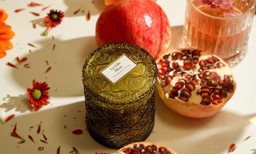 Étoile Scented Candle - Pomegranate & Pine - Hollow Way Home