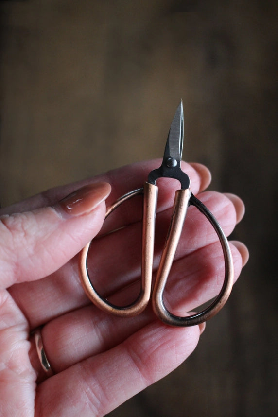 Mini Bonsai Snips- Embroidery Scissors - Hollow Way Home