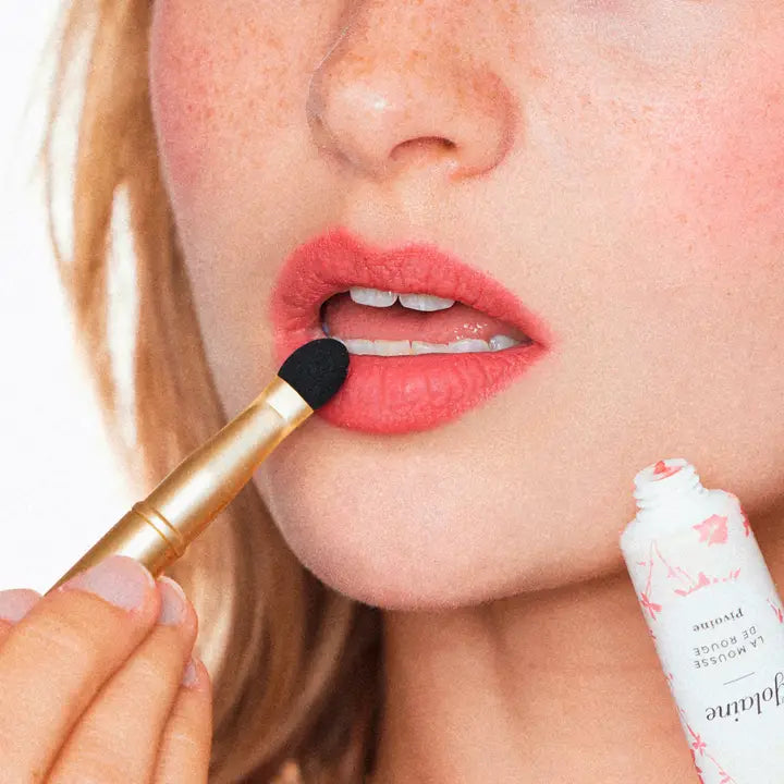 Yolaine La Mousse de Rouge Pivoine